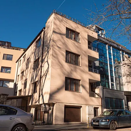 Cozy 1-bedroom 5 Min From The Варна