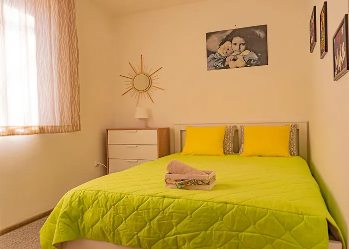 Cozy 1-bedroom 5 Min From The Apartamento Varna